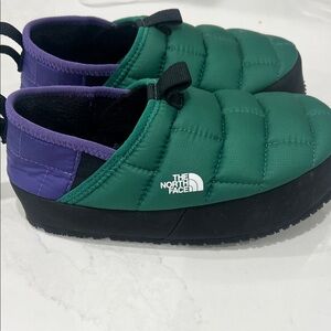 The North Face Kids Green & Purple Quilted Slip-On Clogs